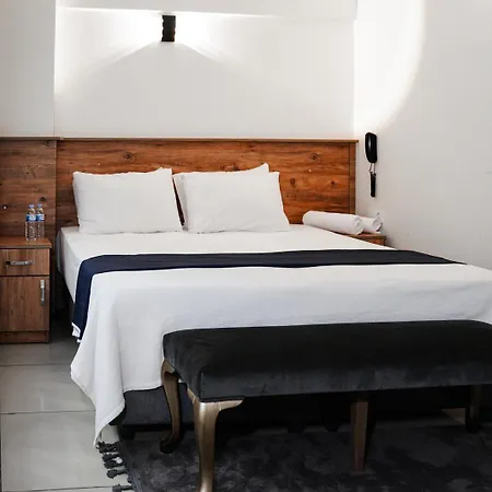 The Balo Pera Hotell 3*