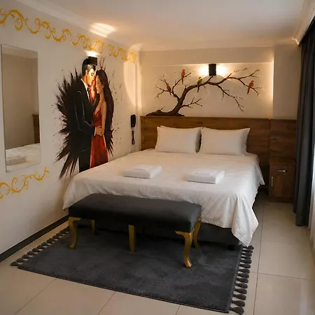 Hotel The Balo Pera