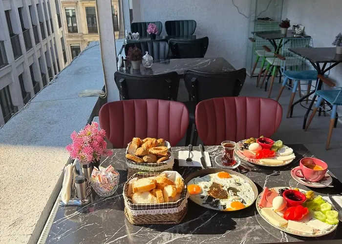 The Balo Pera 伊斯坦布尔